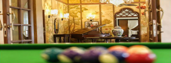 2572/09 Pool Table.jpg